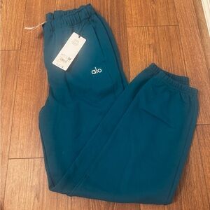 Alo Yoga Blue Jogger Pants
